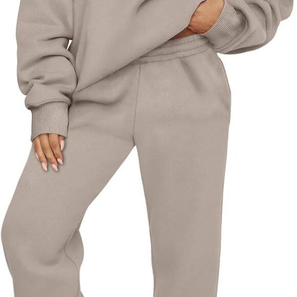 Fall Ready Women's Lounge Set: Soft Fleece Half Zip & High-Waisted Sweatpants - Picture 1 of 5